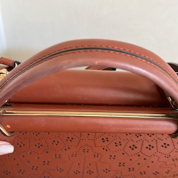 BCBG MaxAzaria  perforated cross body top handle leather bag - Picture 12 of 17